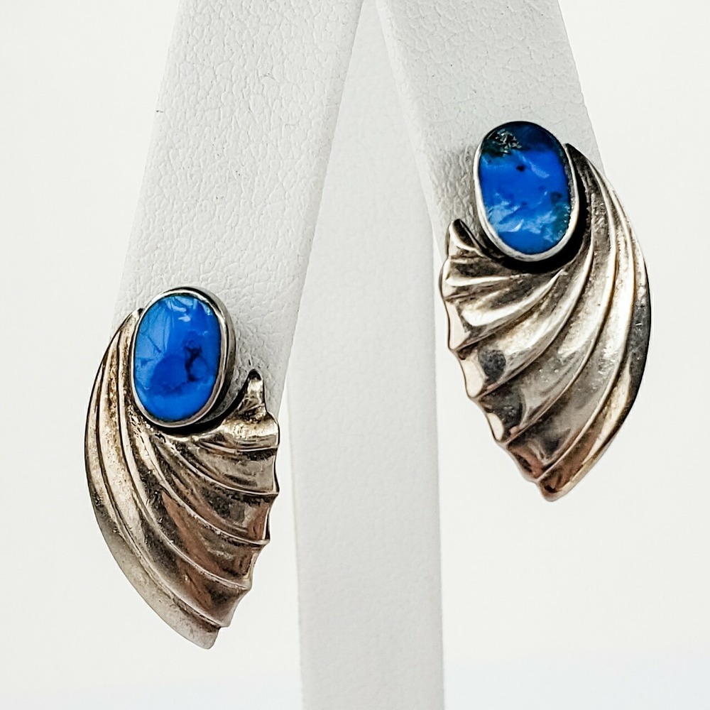 Vintage Post Earrings‎ Silver Tone Faux Turquoise Ribbed Fan Wing Southwestern